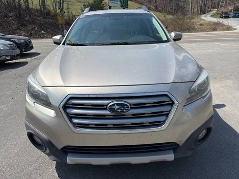 Used 2016 Subaru Outback 3.6R Limited image 3