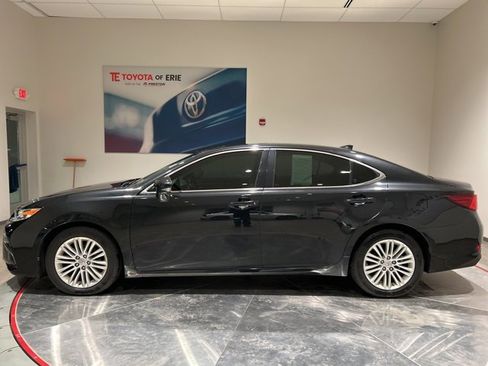 Used 2017 Lexus ES 350 image 3