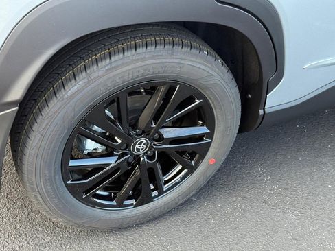 New 2026 Toyota Corolla Cross XSE image 4
