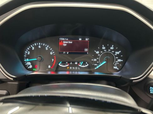 Used 2022 Ford Escape SE w/ SE Sport Appearance Package image 16