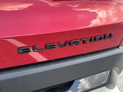 New 2027 GMC Terrain Elevation w/ Elevation Premium Package FWD image 6