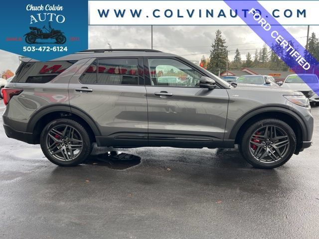 Certified 2025 Ford Explorer ST-Line w/ ST-Line Street Pack AWD/4WD image 6