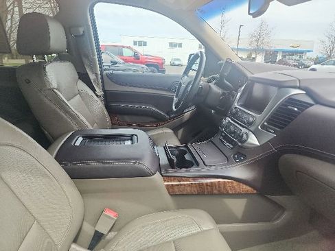 Used 2015 Chevrolet Tahoe LTZ AWD/4WD image 3