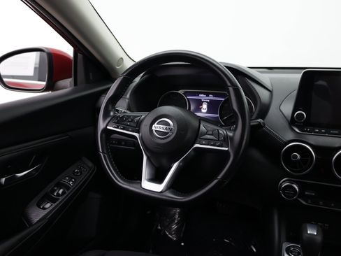 Used 2021 Nissan Sentra SV FWD image 30