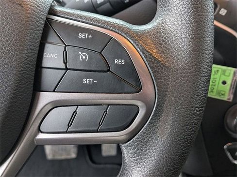 Certified 2021 Jeep Cherokee Latitude image 19