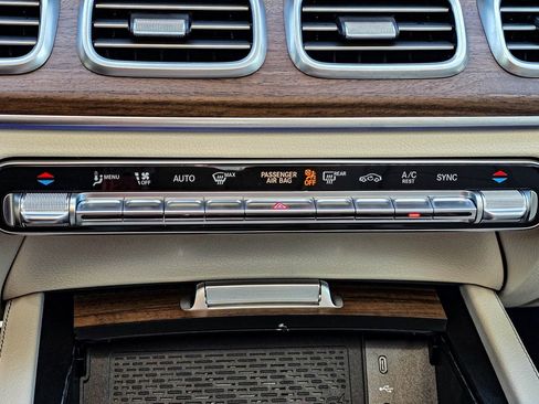 New 2026 Mercedes-Benz GLS 450 4MATIC image 19