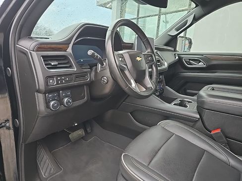 Used 2024 Chevrolet Tahoe Premier AWD/4WD image 37
