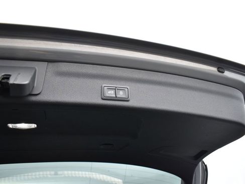 Used 2023 Audi RS 6 image 37