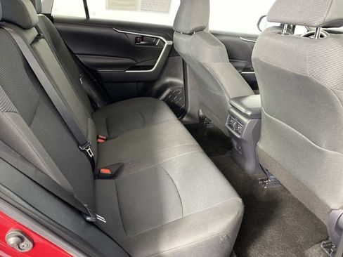 Used 2025 Toyota RAV4 LE AWD/4WD image 14