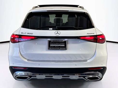 Certified 2026 Mercedes-Benz GLC 300 4MATIC image 6