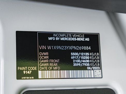 Used 2023 Mercedes-Benz Sprinter 4500 image 28