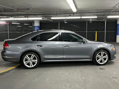Used 2015 Volkswagen Passat TDI SEL Premium image 34