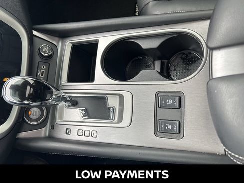 Certified 2024 Nissan Murano SL FWD image 16