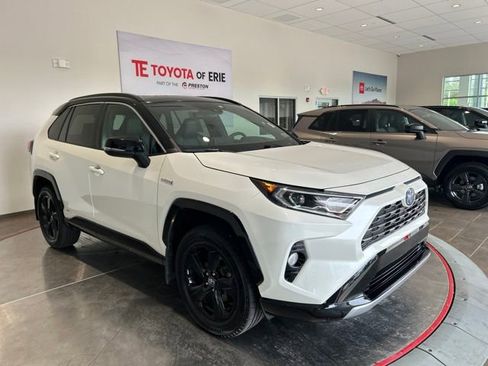 Used 2020 Toyota RAV4 XSE w/ XSE Grade Weather Package AWD/4WD image 1