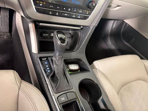 Used 2015 Hyundai Sonata Sport w/ Option Group 03 FWD image 16