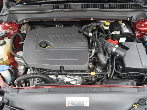 Used 2015 Ford Fusion SE w/ Equipment Group 202A FWD image 28