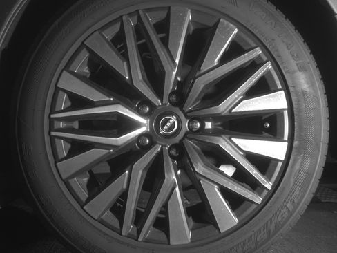 Used 2025 Nissan Altima 2.5 SV image 14