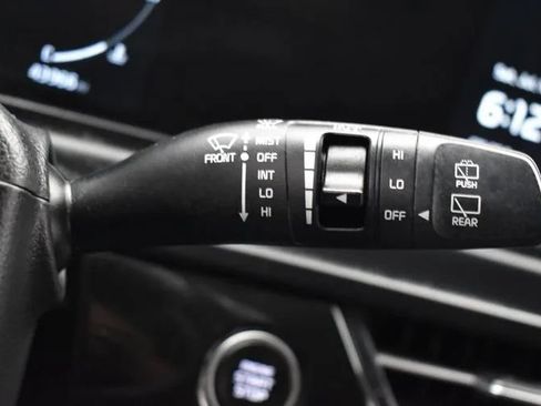 Used 2024 Kia Seltos S FWD image 26