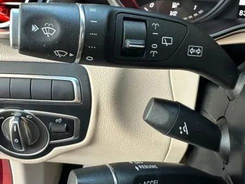 Used 2018 Mercedes-Benz GLC 300 image 46