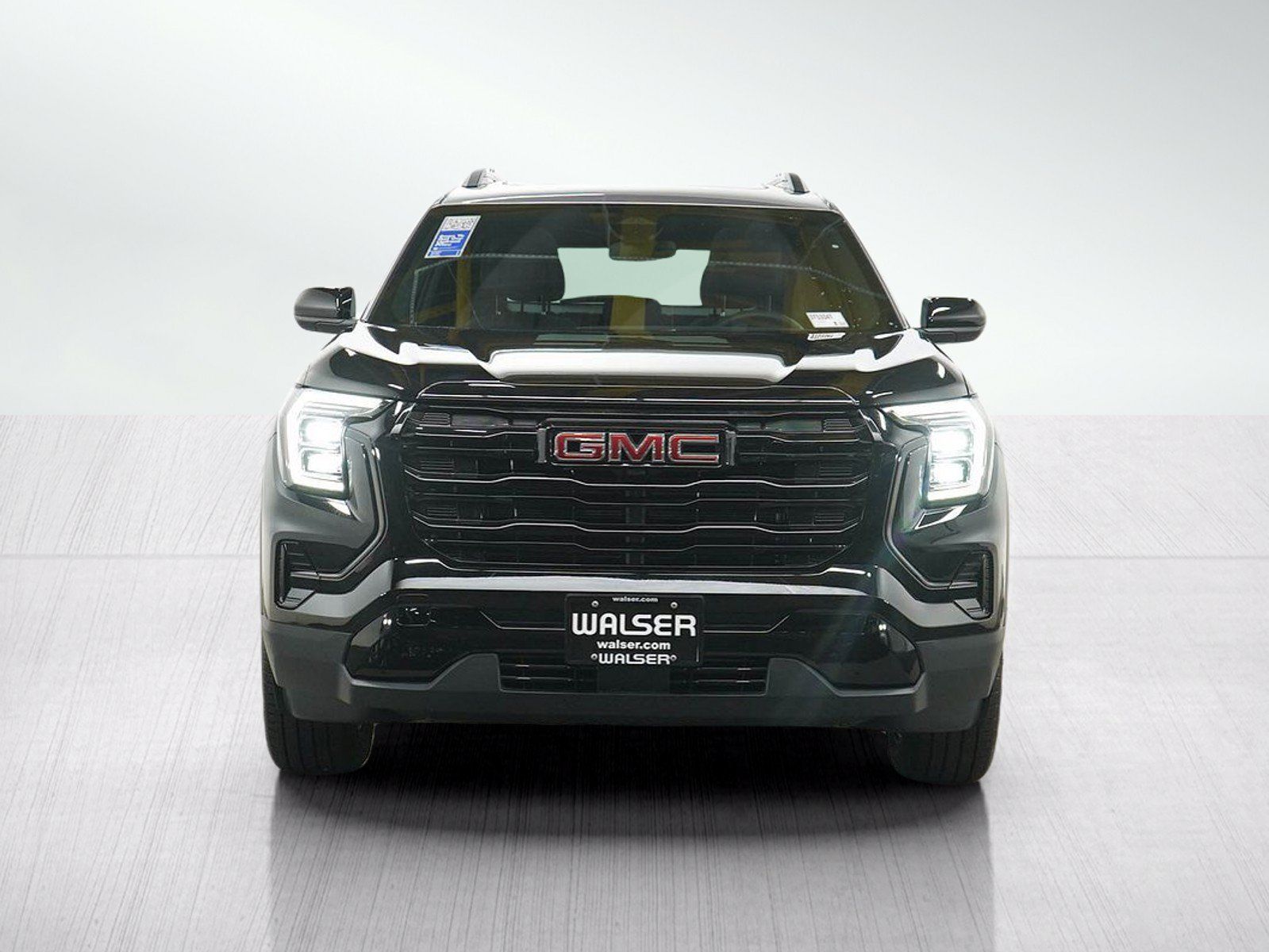 Used 2025 GMC Terrain Elevation w/ Elevation Premium Package AWD/4WD image 8