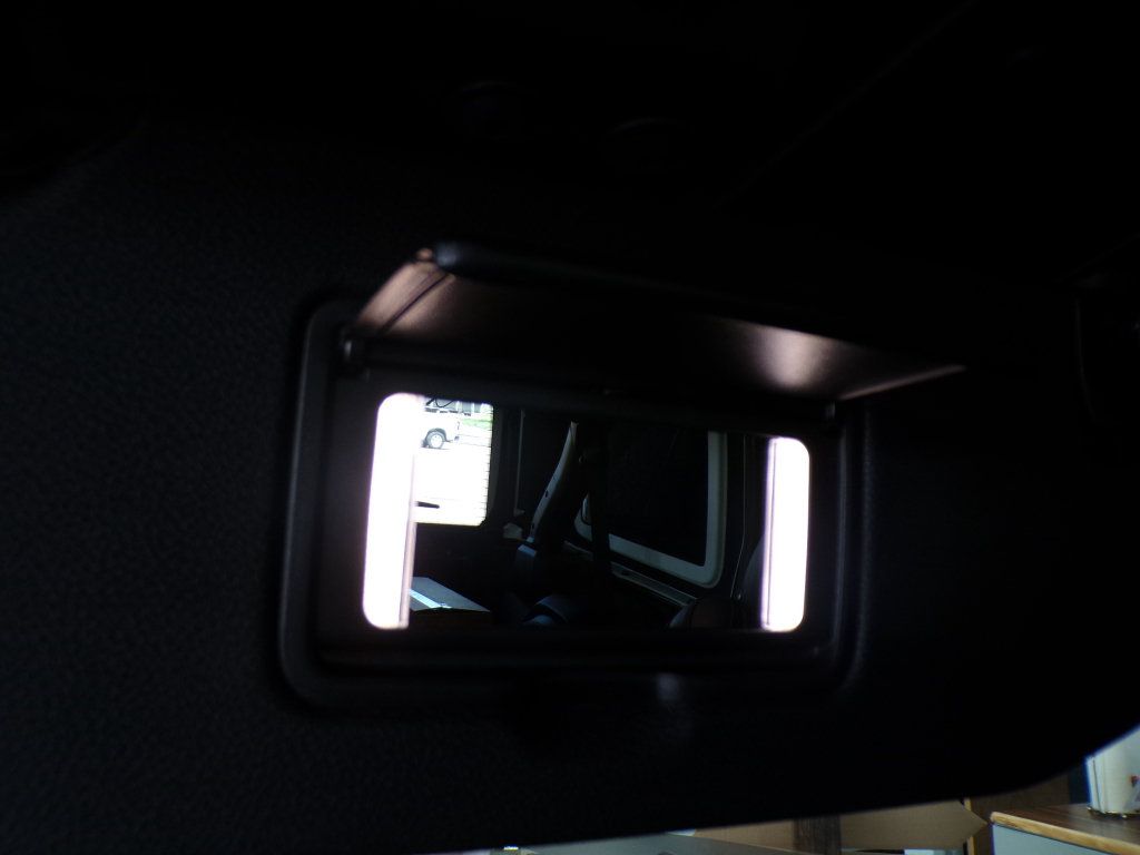 New 2026 Jeep Wrangler Unlimited Sahara AWD/4WD image 34