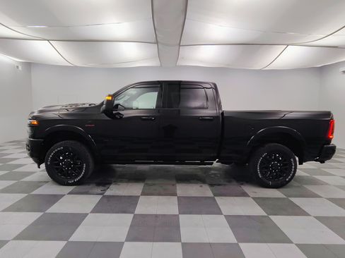 New 2026 RAM 2500 Limited AWD/4WD image 9
