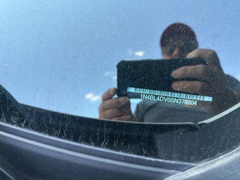 Used 2025 Nissan Altima 2.5 SV FWD image 8