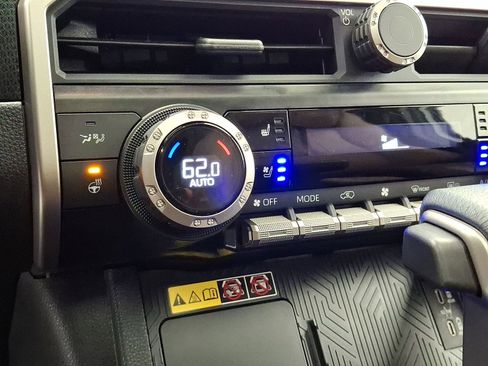 Used 2025 Toyota 4Runner Limited w/ Tow Technology Package image 19