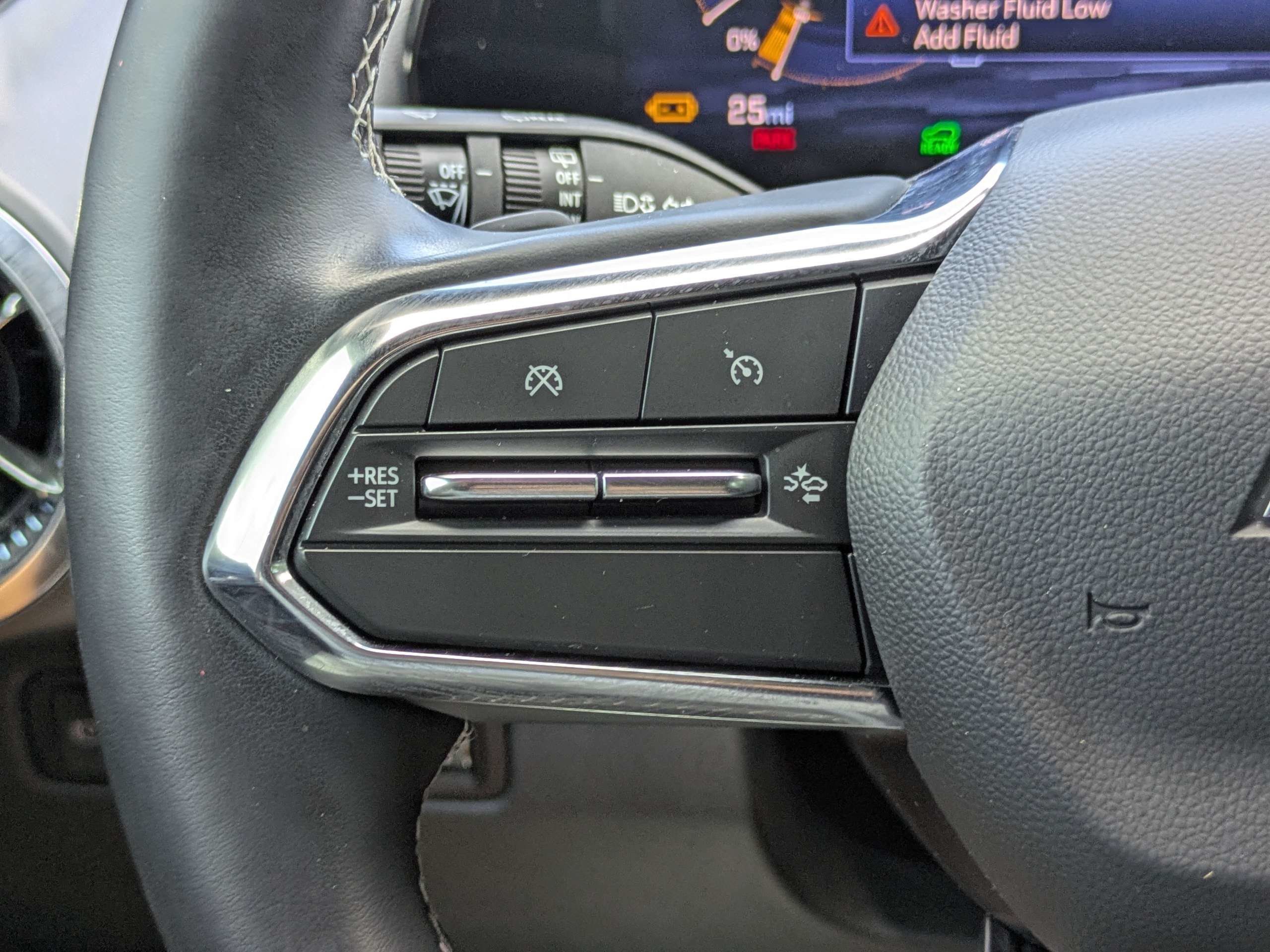 Used 2025 Chevrolet Equinox EV LT w/ Comfort Package FWD image 26