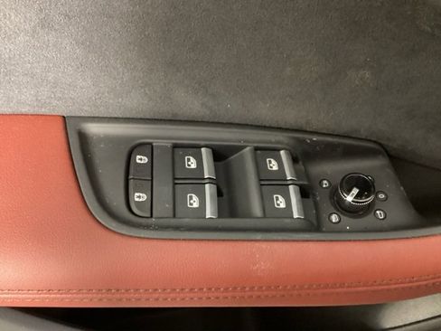 New 2026 Audi SQ8 Prestige image 19