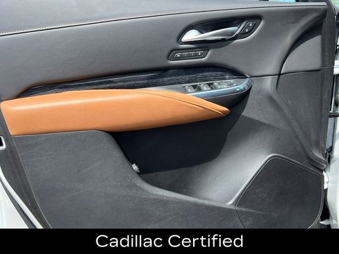 Certified 2024 Cadillac XT4 Sport AWD/4WD image 15