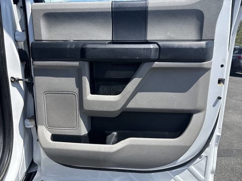 Used 2019 Ford F250 XL w/ Power Equipment Group AWD/4WD image 17