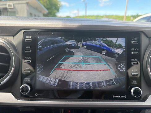 Used 2023 Toyota Tacoma SR5 AWD/4WD image 26
