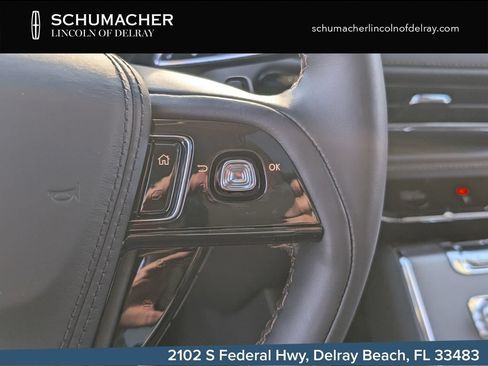 New 2026 Lincoln Aviator 2WD w/ Jet Appearance Package image 21
