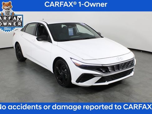 Certified 2026 Hyundai Elantra Sport FWD image 5