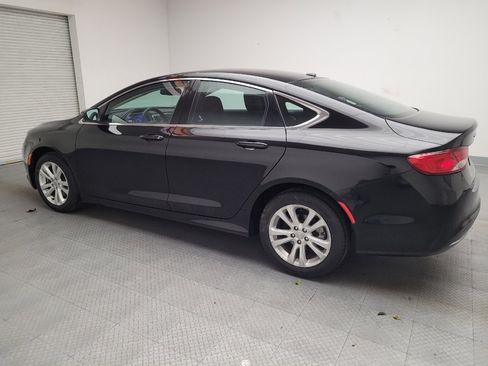 Used 2015 Chrysler 200 Limited w/ Convenience Group image 3