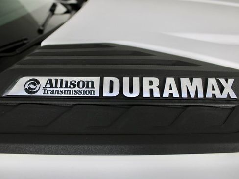 Used 2023 Chevrolet Silverado 2500 LT AWD/4WD image 11