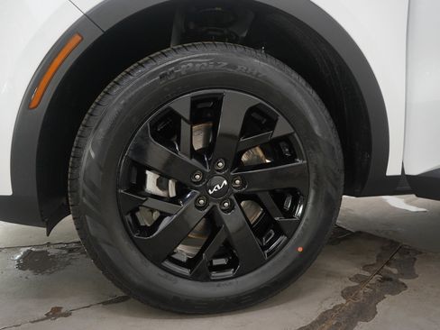 Used 2023 Kia Sorento S AWD/4WD image 30