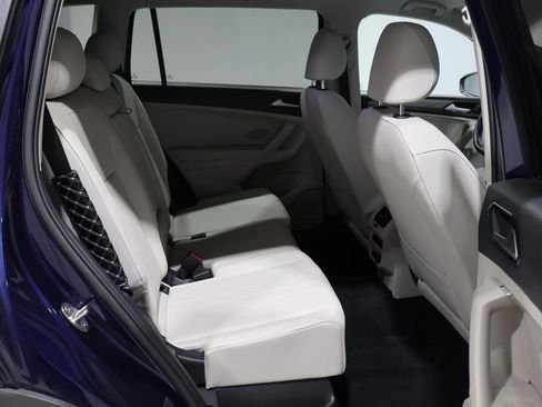 Used 2022 Volkswagen Tiguan SE image 20
