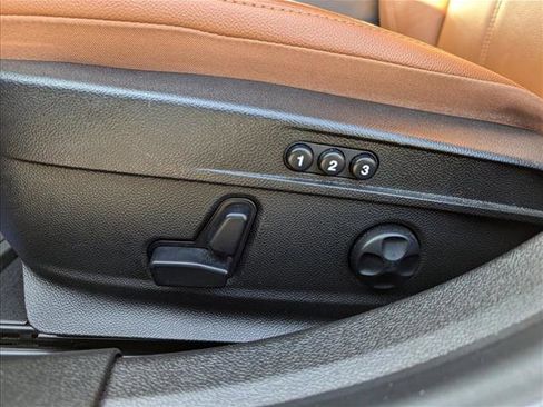 Used 2019 Alfa Romeo Giulia Ti w/ Nero Edizione image 10