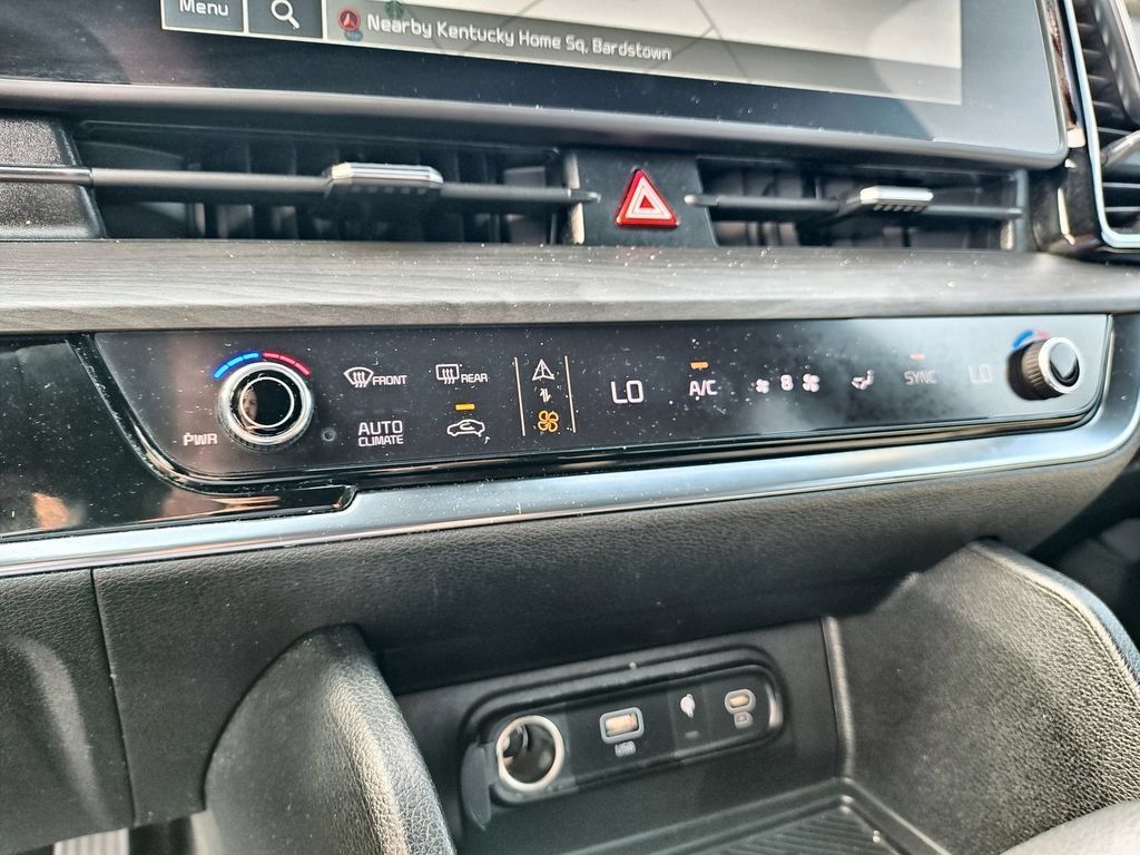 Used 2023 Kia Sportage X-Line AWD/4WD image 19