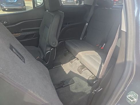 Used 2020 GMC Acadia SLE w/ Driver Convenience Package image 33