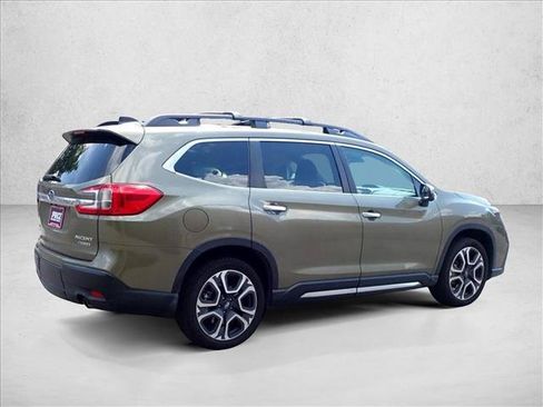 Used 2023 Subaru Ascent Touring AWD/4WD image 9