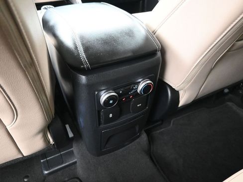 Certified 2023 Ford Explorer Limited image 21