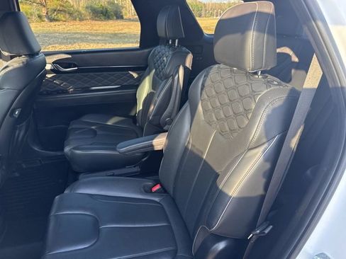 Used 2022 Hyundai Palisade Calligraphy image 14