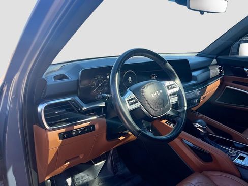 Used 2023 Kia Telluride SX Prestige X-Pro AWD/4WD image 9