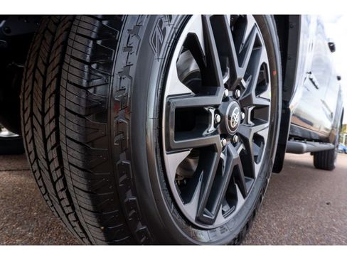 New 2026 Toyota Tundra Limited image 9