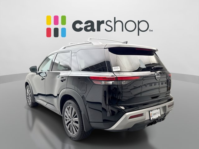 Used 2024 Nissan Pathfinder SL w/ SL Premium Package AWD/4WD image 3