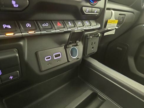 Certified 2021 Chevrolet Silverado 1500 LT Trail Boss w/ Convenience Package II image 27