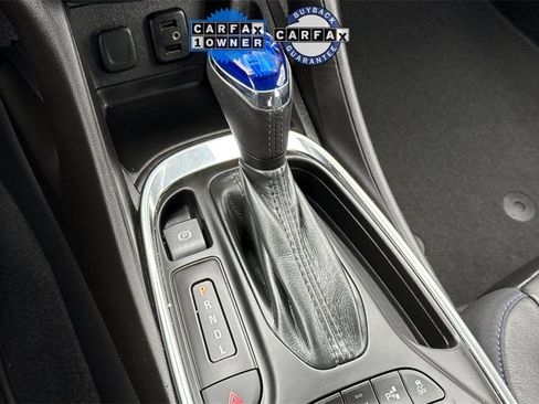 Used 2016 Chevrolet Volt Premier w/ Driver Confidence Package image 28